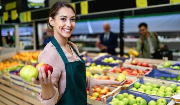 Biedronka CV - porady, które pomogą Ci zdobyć pracę + wzór CV