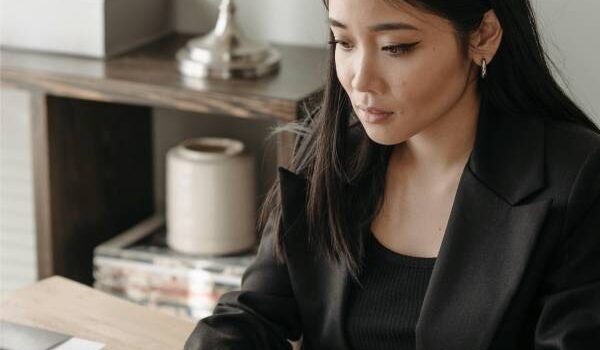 CV pracownik biurowy / list motywacyjny pracownik biurowy - jak napisać?