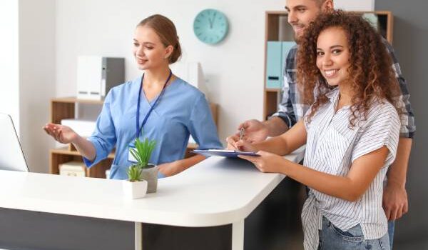 List motywacyjny i CV rejestratorka medyczna - wyróżnij się na rynku pracy