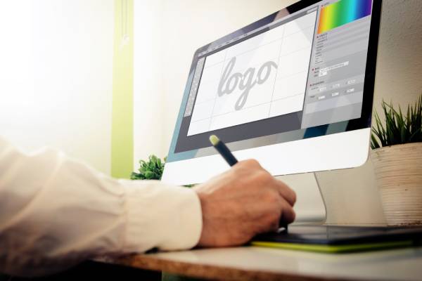 Graphic Designer CV - wzór