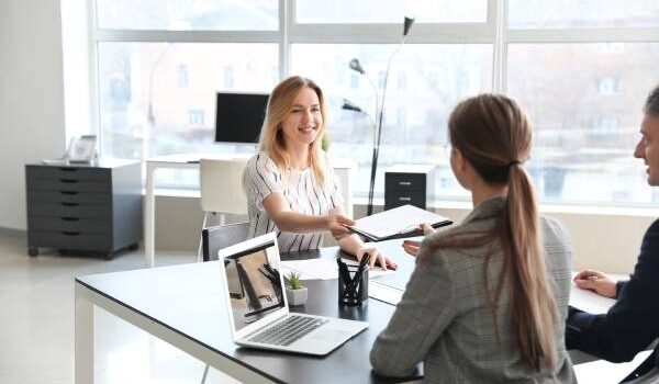 Jak opisać doświadczenie w CV? Praktyczne porady i wzór